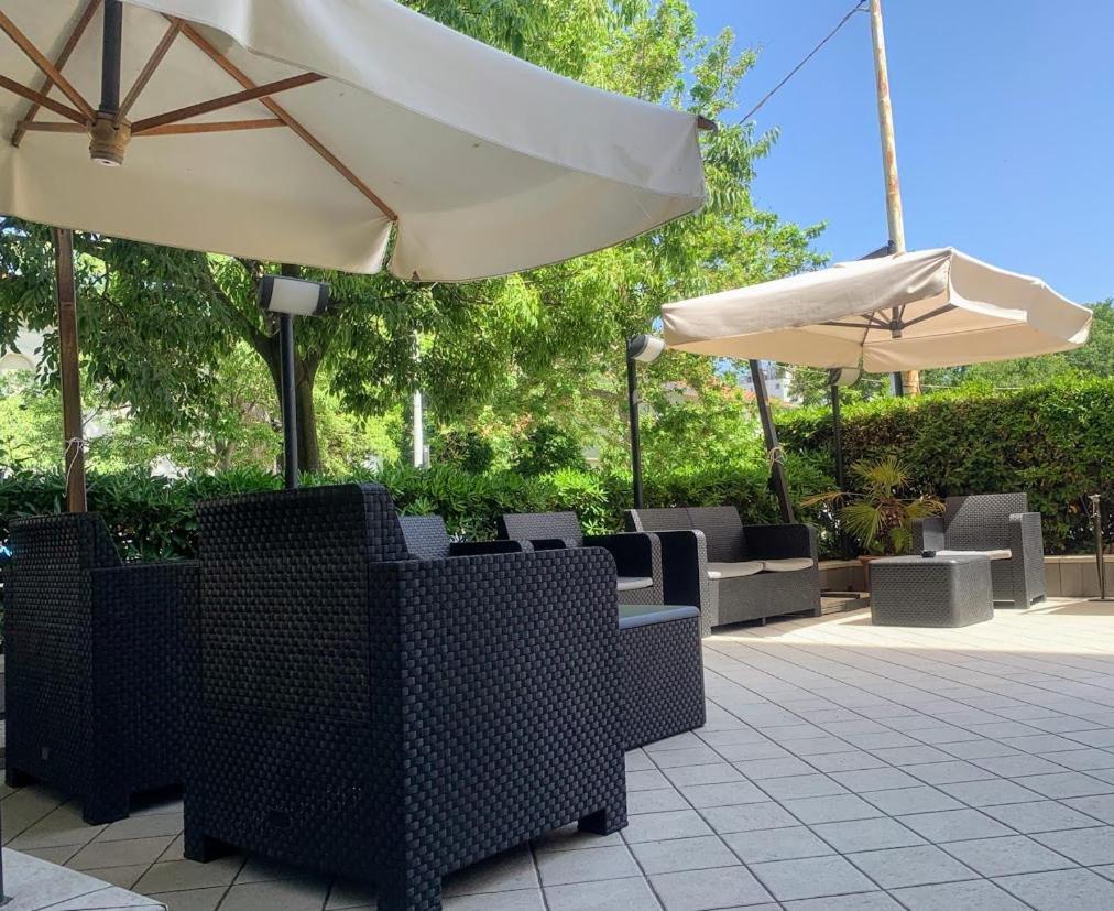Hotel Villa Platani Riccione Ngoại thất bức ảnh