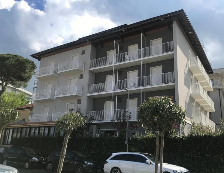 Hotel Villa Platani Riccione Ngoại thất bức ảnh